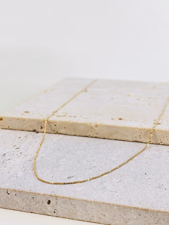 Colar em ouro amarelo